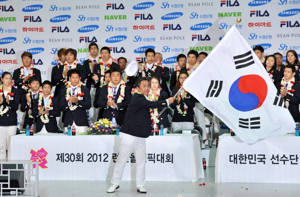 Lee Kee-heung, pictured leading the South Korean delegation at London 2012, is among the five candidates ©Getty Images
