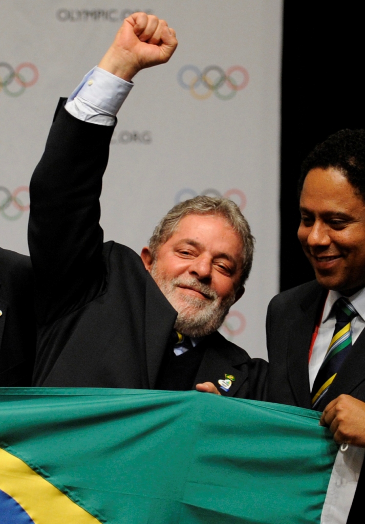 Luiz Inacio_Lula_da_Silva_and_Brazilian_Minister_of_sport_Orlando_Silva_25-10-11