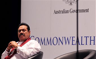 Mahinda Rajapaksa_in_Perth_October_27_2011