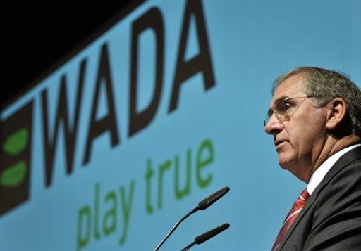 John Fahey_in_front_of_WADA_logo