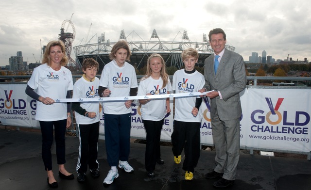 Sally Gunnell_and_Sebastian_Coe_announce_launch_of_the_Gold_Challenge_November_2011