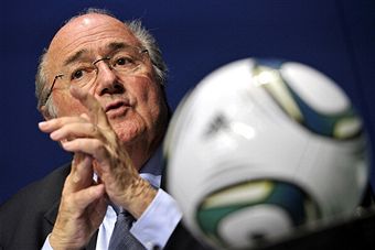 Sepp Blatter_making_a_point_Zurich_October_21_2011