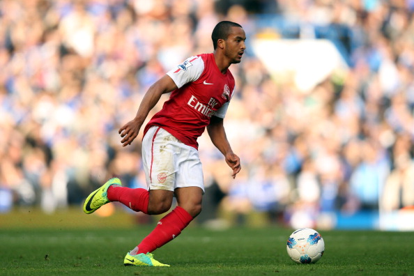 Theo Walcott_in_action_for_Arsenal