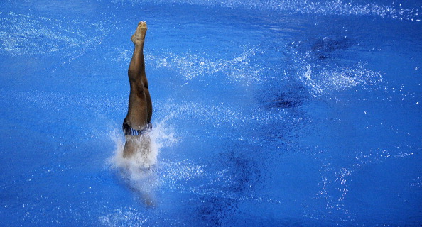 Tom Daley_first_dive_into_Olympic_pool_July_27_2011