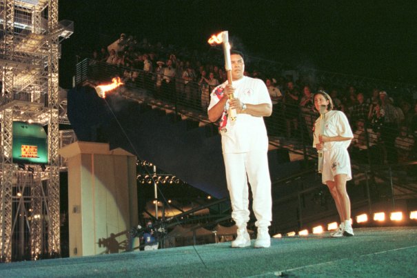 Janet Evans_with_Muhammad_Ali_opening_ceremony_Atlanta_1996