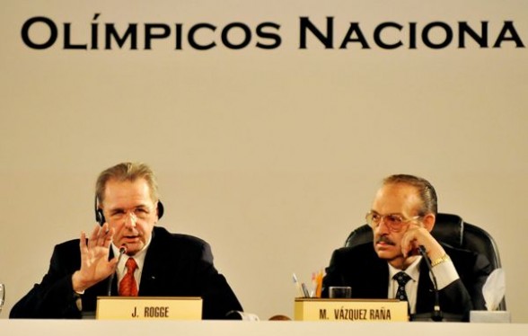 Mario Vzquez_Raa_with_Jacques_Rogge