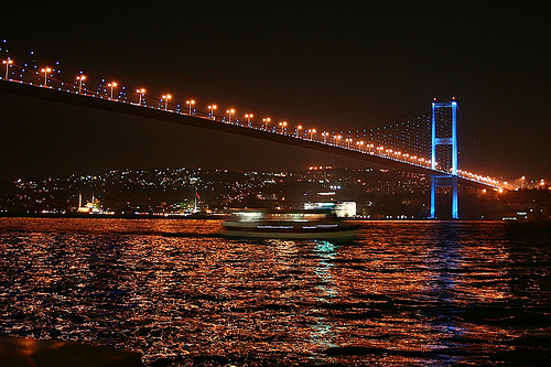 Bosphorus Bridge_at_night