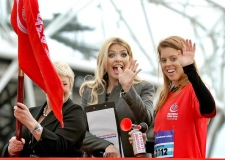 Princess B_and_Holly_Willoughby_March_31