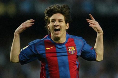 Lionel Messi_celebrating_goal_for_Barcelona