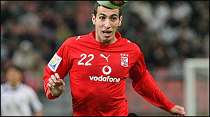 Mohamed Aboutrika_in_action