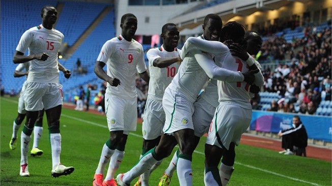 Senegal celebrate_goal_v_Oman_Coventry_April_23_2012