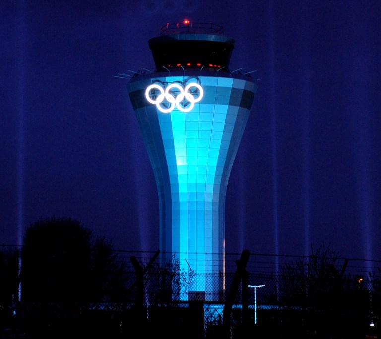 birmingham airport_olympic_rings_24-04-121