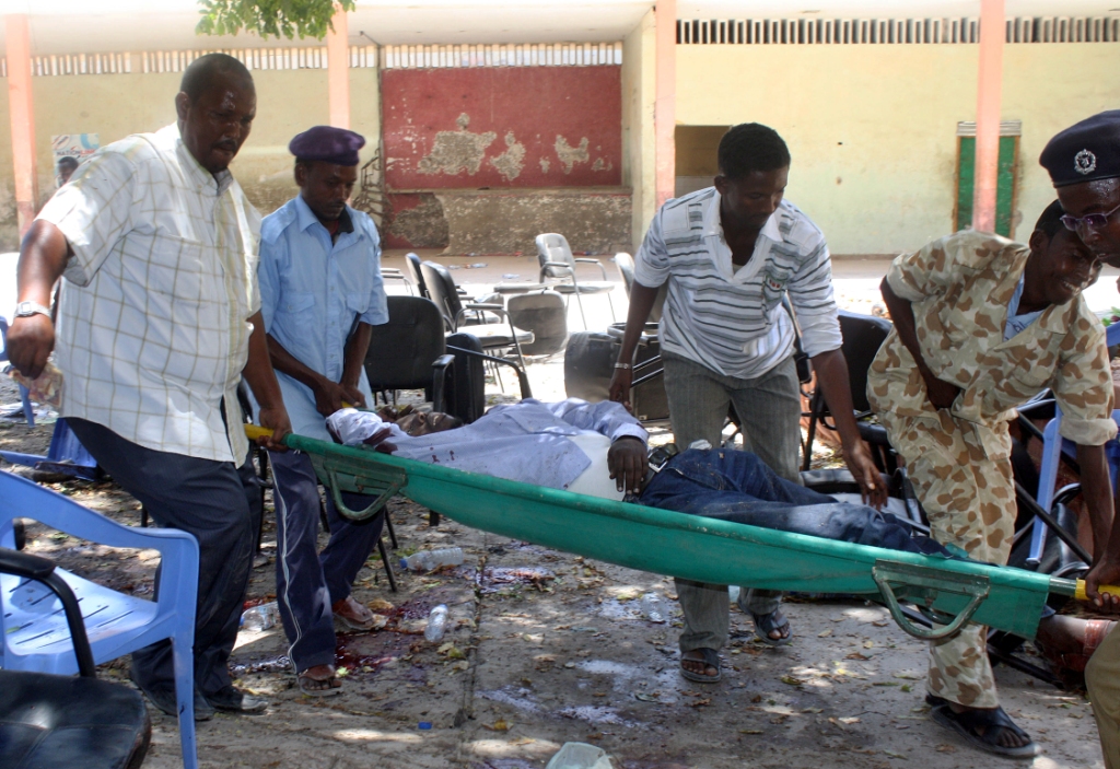 mogadishu suicide_bomb_04-04-12