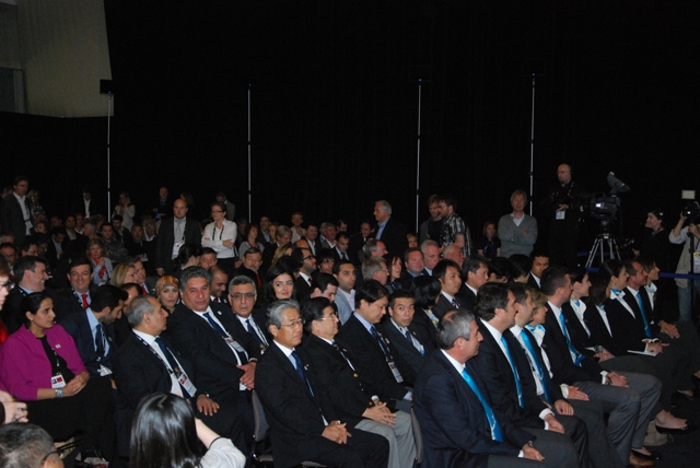 Istanbul 2020_and_other_teams_waiting_for_candidate_city_announcement_May_23_2012