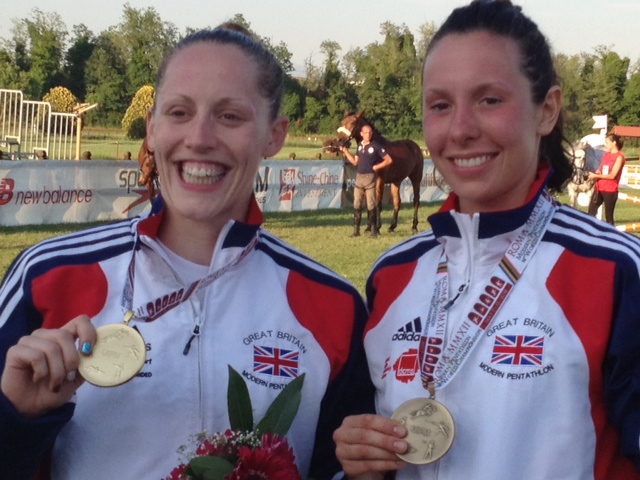 Mhairi Spence_and_Sam_Murray_with_world_championship_medals_Rome_May_12_2012