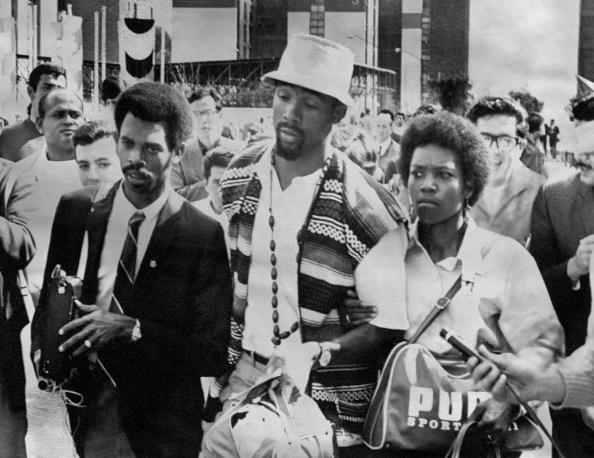 john carlos_c_and_wife_after_being_suspended_at_mexico_city_1968_21-05-12