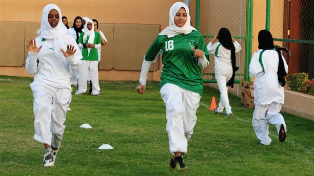 Jeddah Kings_United_all_female_team_attend_soccer_exercise_in_Jeddah_Saudi_Arabia_25-06-12