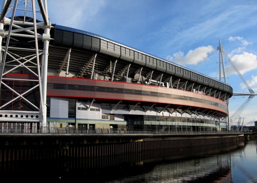 Cardiff Millenium_Stadium_Reflected_17-07-12