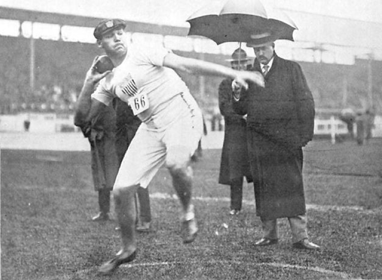 Ralph Rose_USA_putting_the_weight_in_1908_18_July