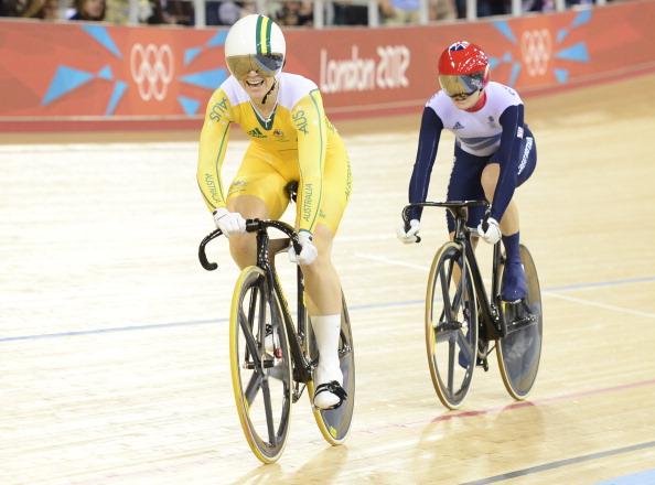 Australias Anna_Meares_L_crosses_the_finish_line_ahead_of_Britains_Victoria_Pendleton_R_to_win_the_gold_medal_in_the_London_2012_Olympic_Games_womens_sprint_final_cycling_event