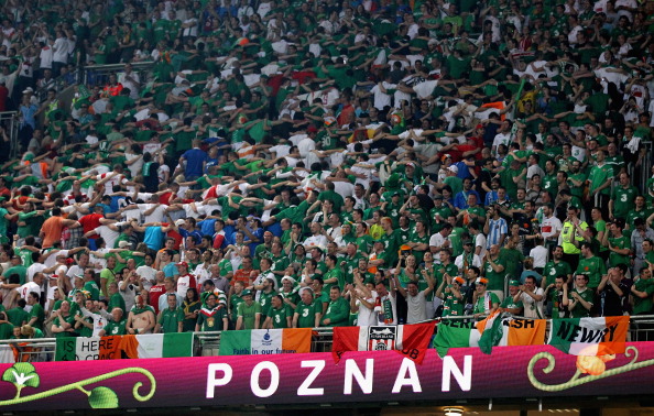Ireland fans_doing_the_Poznan_during_Euro_2012