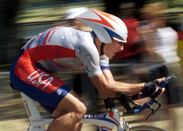 Lance Armstrong_time_trial_Sydney_2000