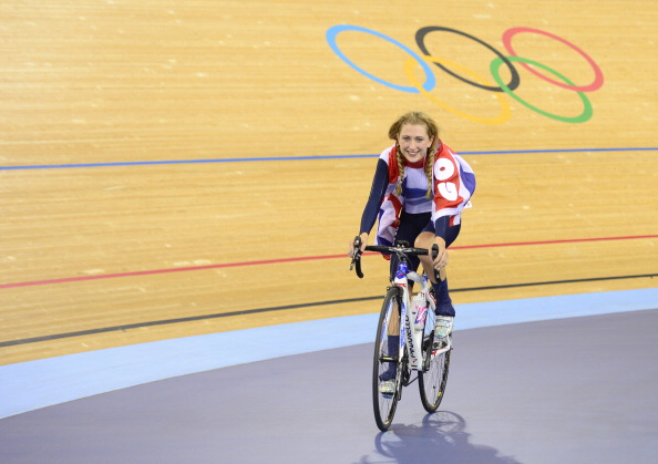 Laura Trott_celebrates_after_winning_the_London_2012_Olympic_Games_womens_omnium