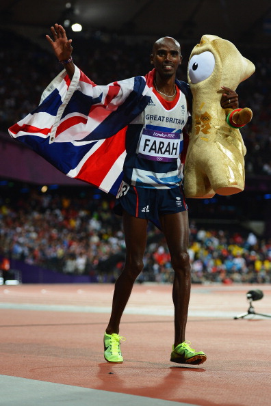 Mo Farah_and_golden_Wenlock_4_August