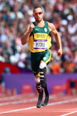 Oscar Pistorius_running_in_Olympics_London_2012_August_4