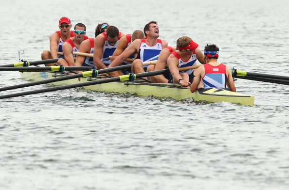 The British_mens_eight_react_after_winning_bronze_at_London_201201-08-12