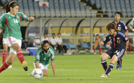 Japan defeat_Mexico_in_Under-20_Womens_World_Cup_Sept_4