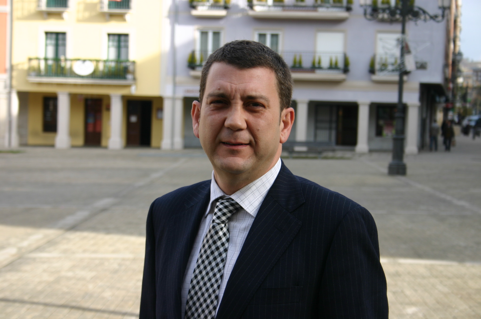 Mayor Carlos_Lopez_Riesco