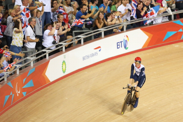 Sarah Storey_wins_gold_in_individual_C4-5_500m_time_trial_London_2012_September_1_2012