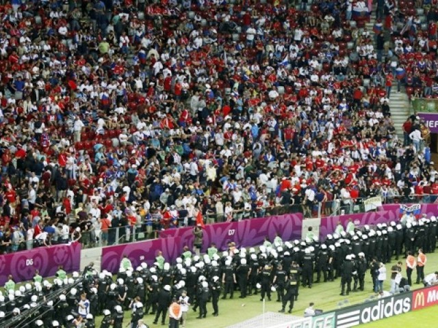 Security at_Poland_v_Russia_Euro_2012_match