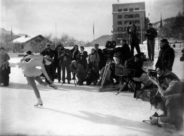 Barbara Scott_Olympic_figure_skater_in_St_Moritz_1948