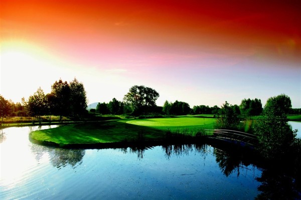 Golf Course_St._Leon-Rot_view