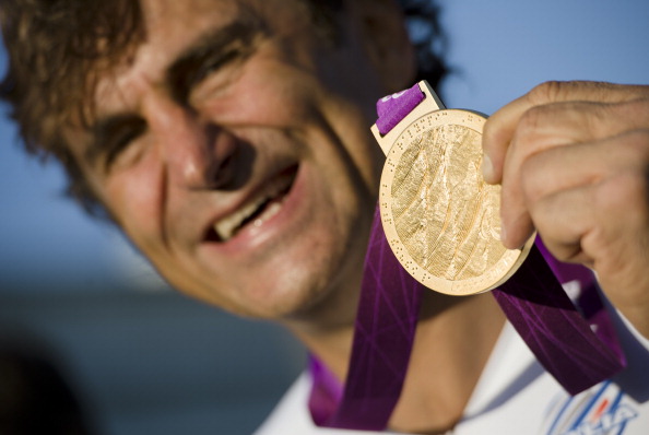 Alex Zanardi with Lonodn 2012 gold medal September 5