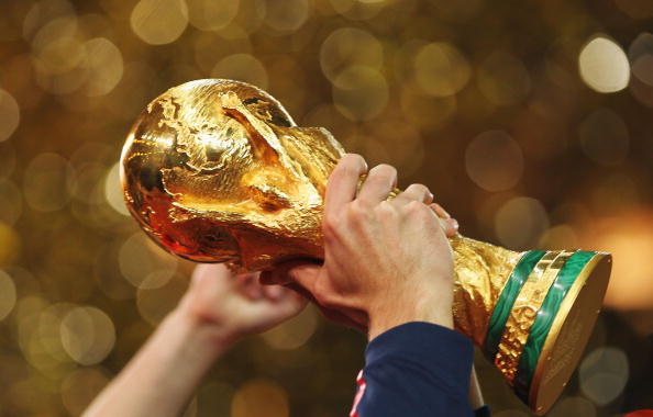 FIFA WORLD CUP TROPHY 28-11-12