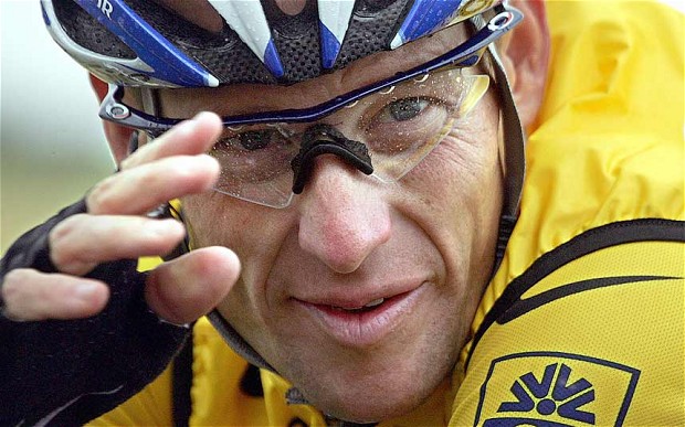 Lance Armstrong giving salute