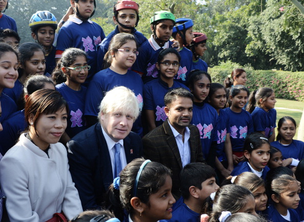 Boris Johnson with Mary Kom and Vijay Kumar Delhi November 26 2012