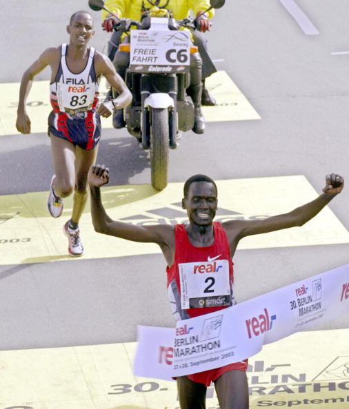 Paul Tergat sets world record Berlin Marathon 2003