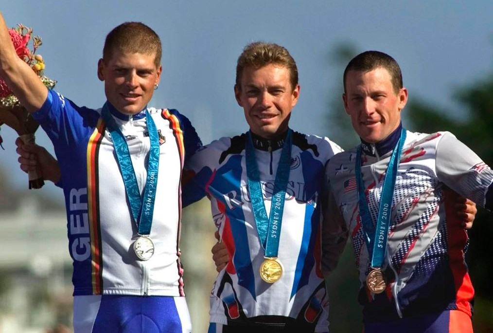 Lance Armstrong with Viatcheslav Ekimov and Jan Ullrich Sydney 2000