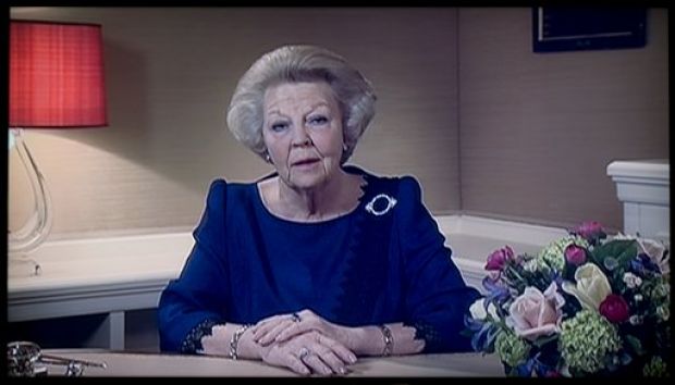 Queen Beatrix announced abdication January 28 2013