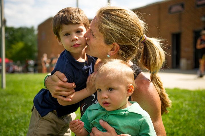 Keli Smith-Puzo with her two children