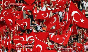 Turkey football fans