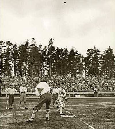 pesapallo at Helsinki 1952