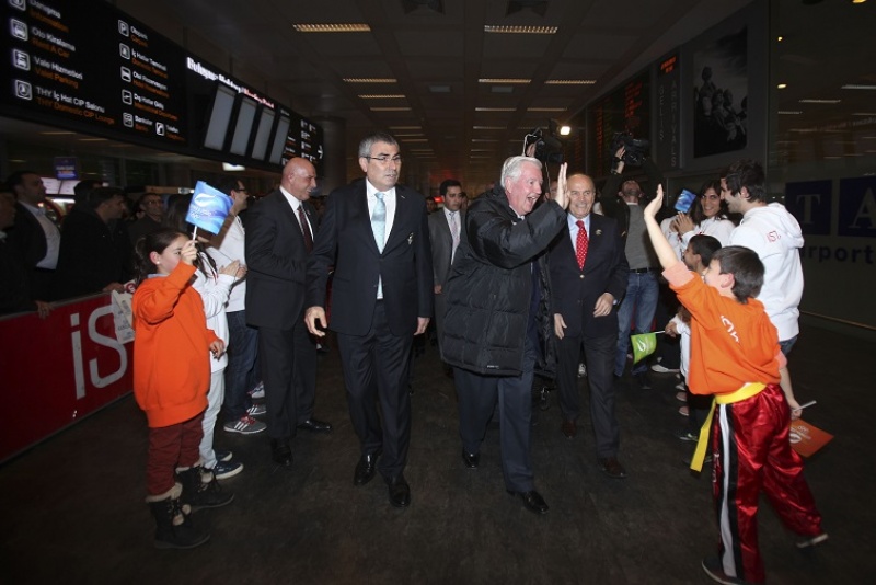 Sir Craig Reedie arriving at Istanbul Airport