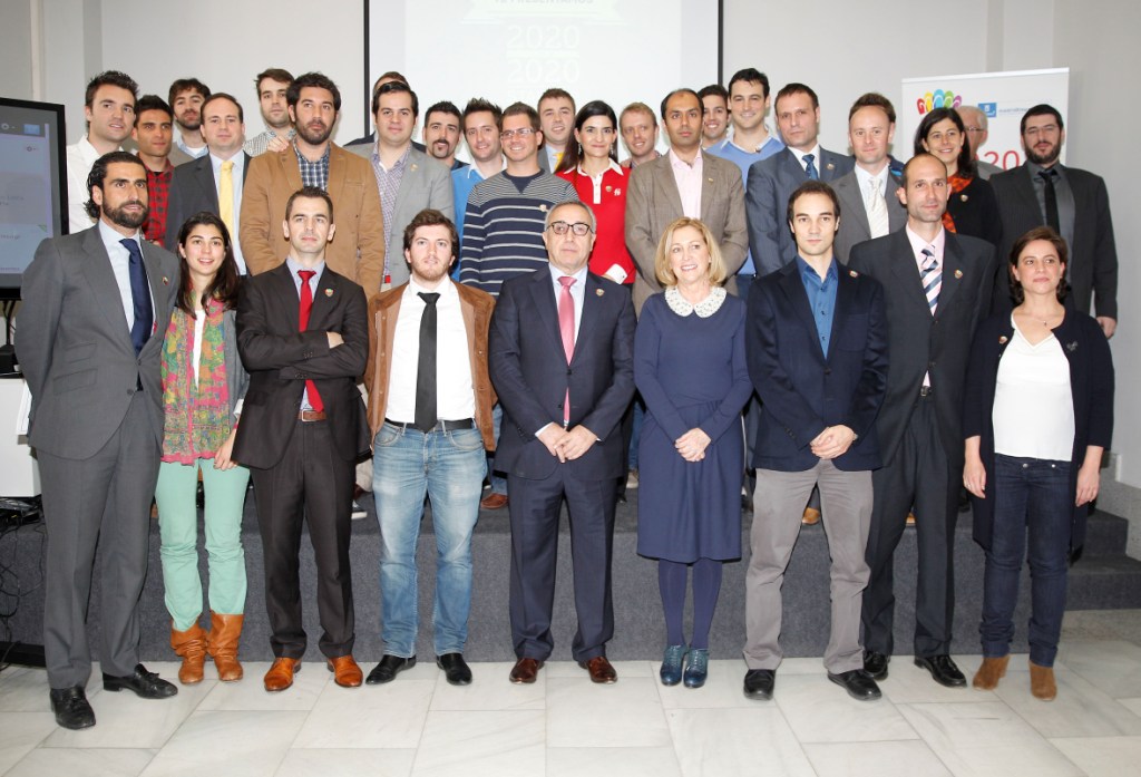 Alejandro Blanco with the selected entrepeneurs of the 2020 for 2020 Startup Madrid programme