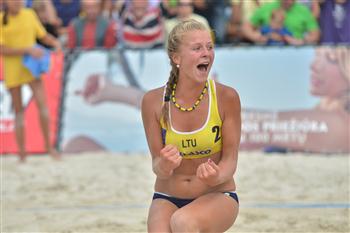 Youth Beach Volleyball