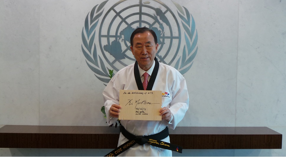 Ban Ki-moon receives 10th Dan black belt from WTF